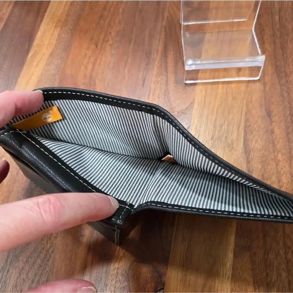Timberland Black Bi Fold Card Holder Walllet Leather NWOT